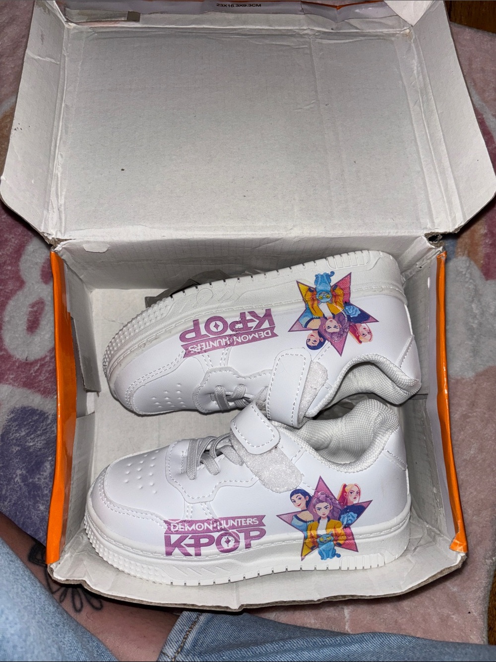 Kids White K-Pop Graphic Sneakers